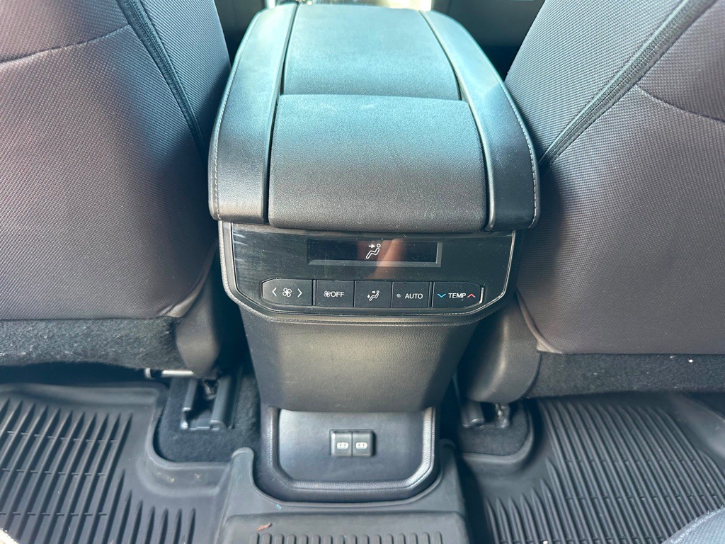 2022 Toyota Highlander Image 23