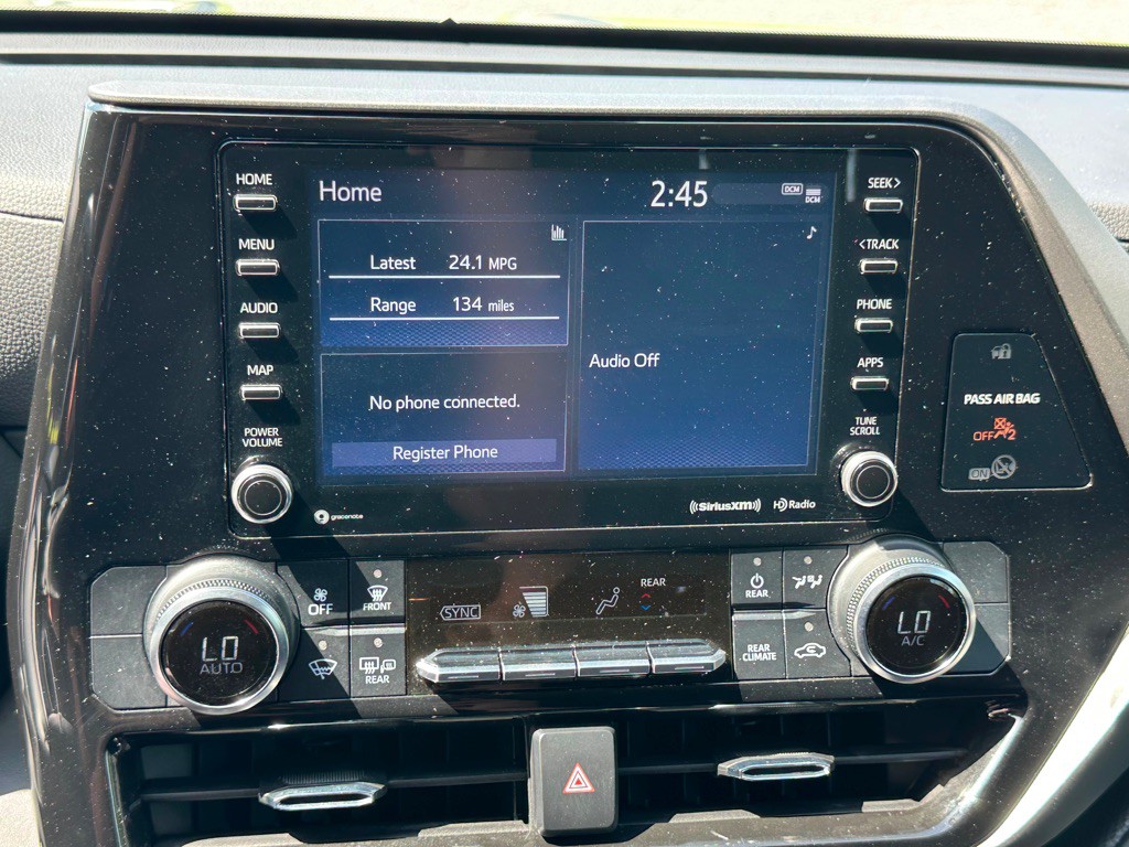 2022 Toyota Highlander Image 28