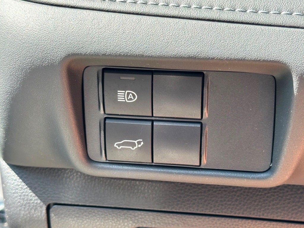 2022 Toyota Highlander Image 36