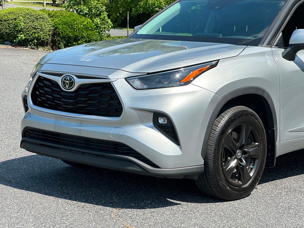 2022 Toyota Highlander Image 39