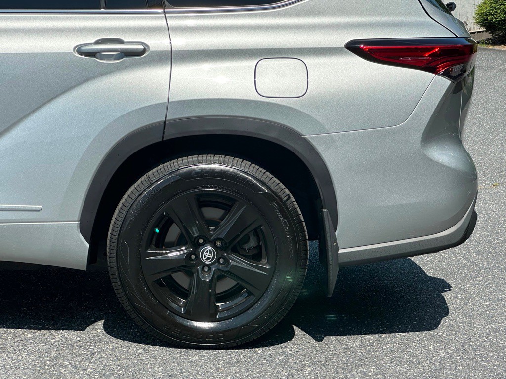 2022 Toyota Highlander Image 40