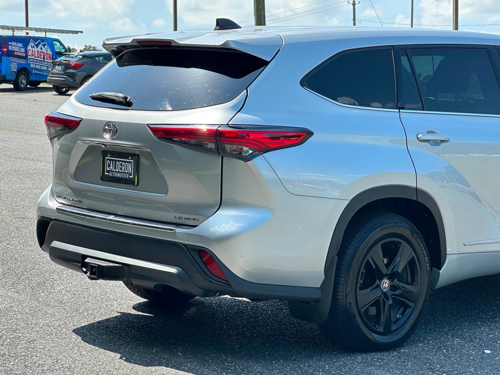 2022 Toyota Highlander Image 43