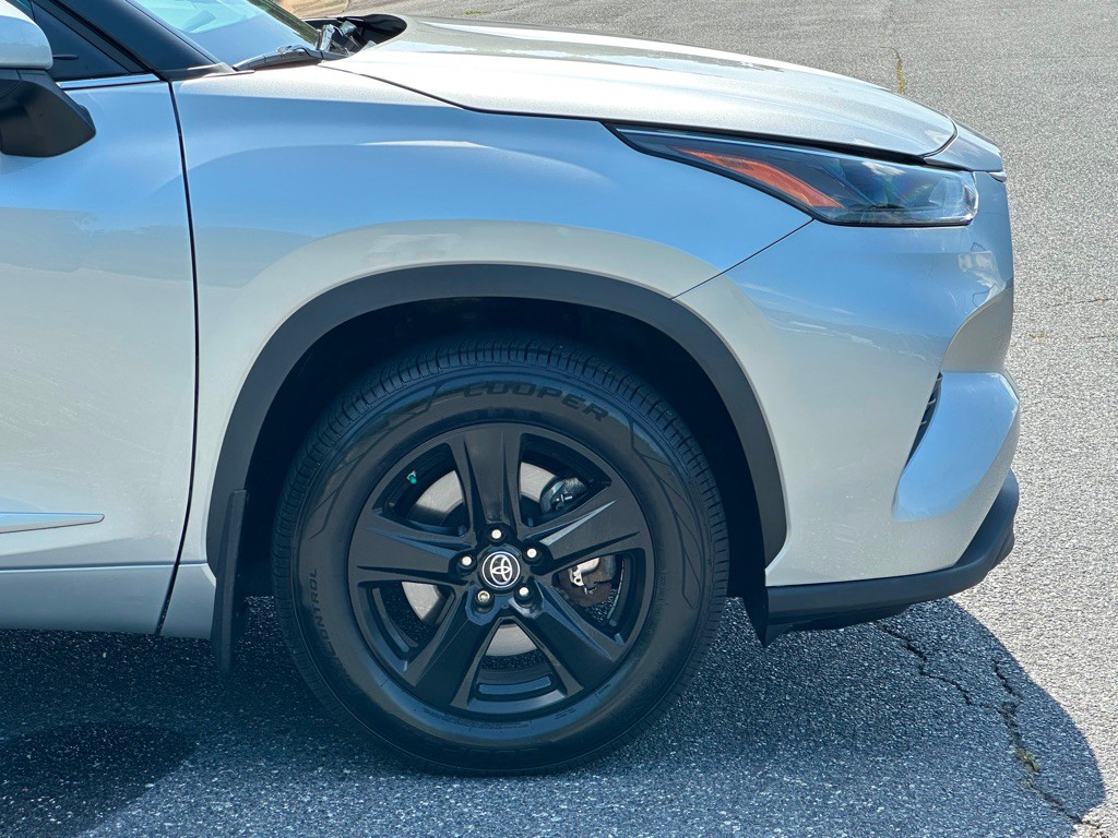 2022 Toyota Highlander Image 44