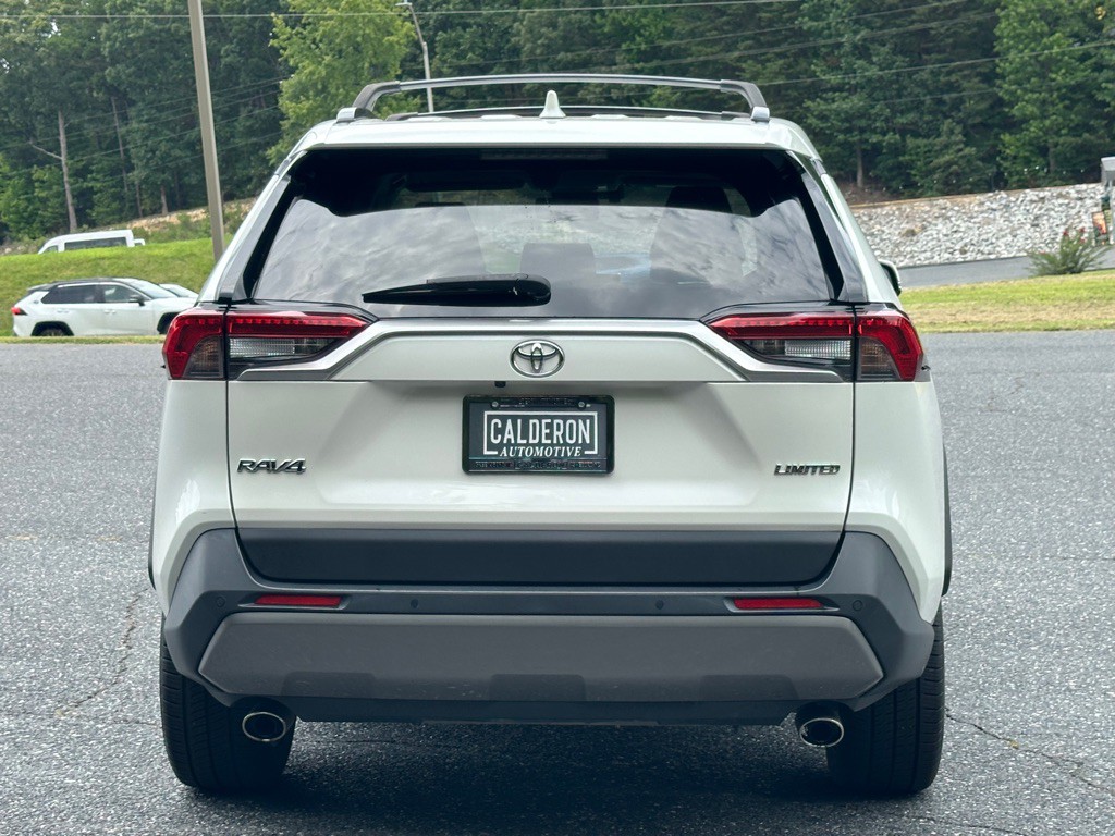 2019 Toyota Rav4 Image 4