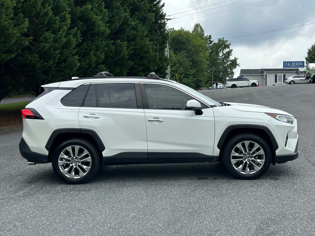 2019 Toyota Rav4 Image 6