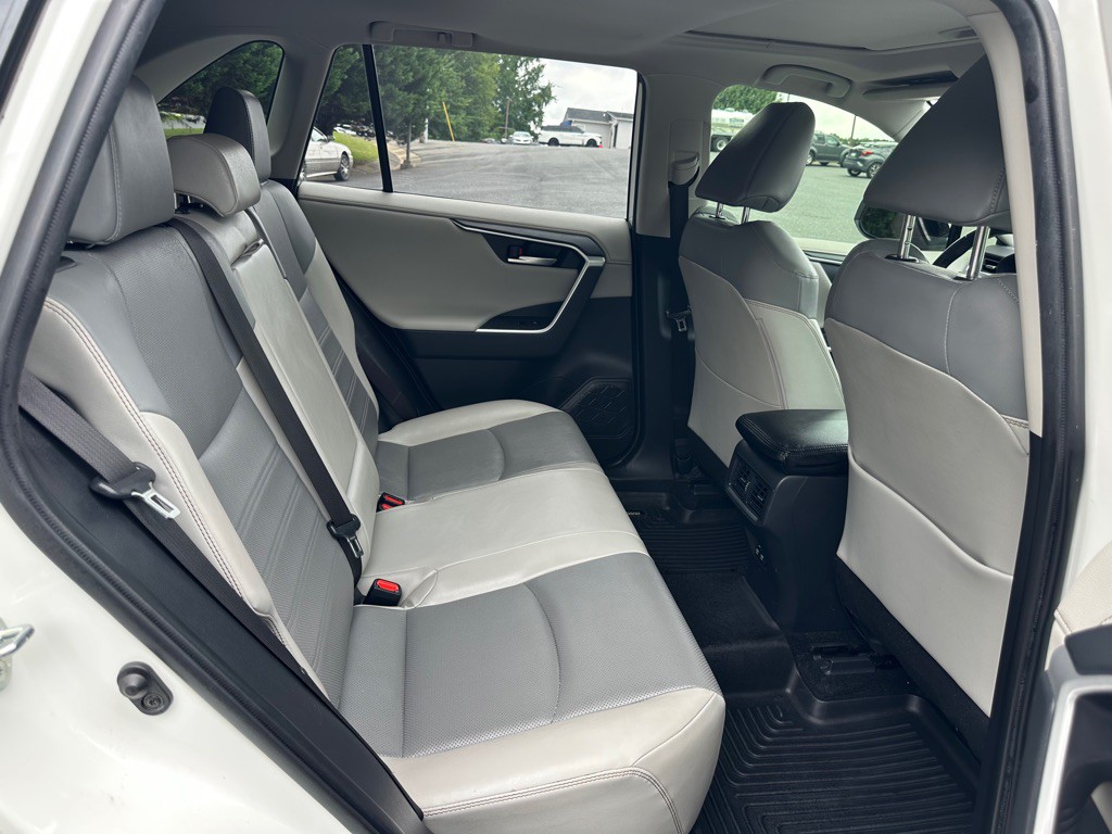2019 Toyota Rav4 Image 21