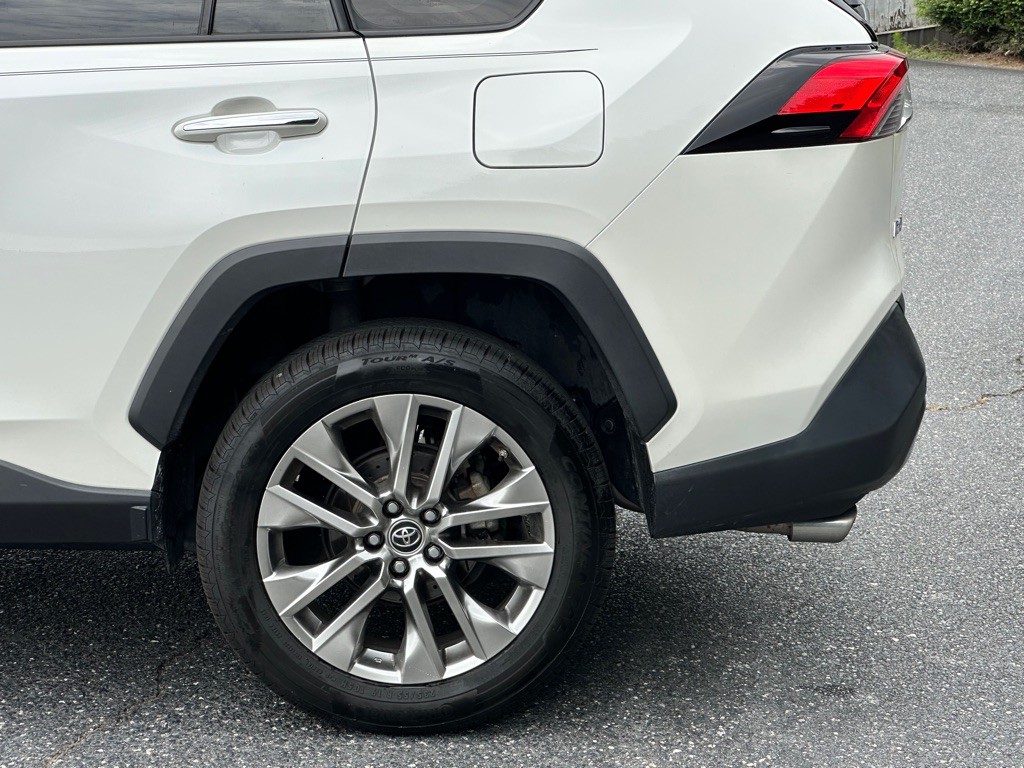 2019 Toyota Rav4 Image 44