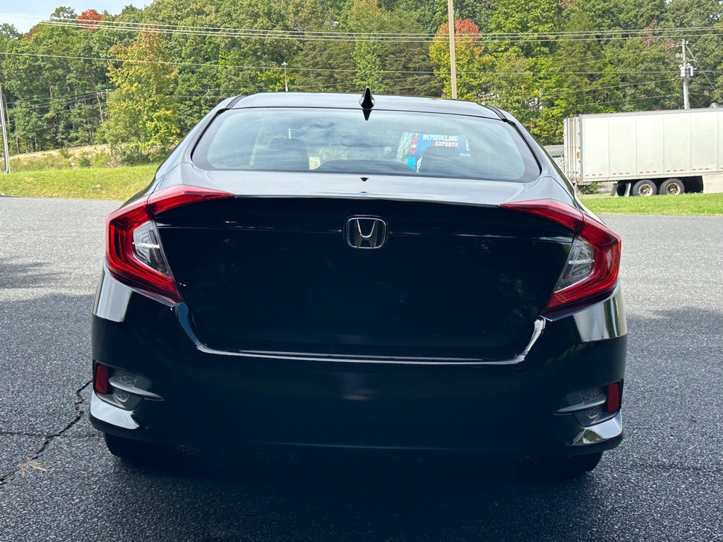 2018 Honda Civic Image 4