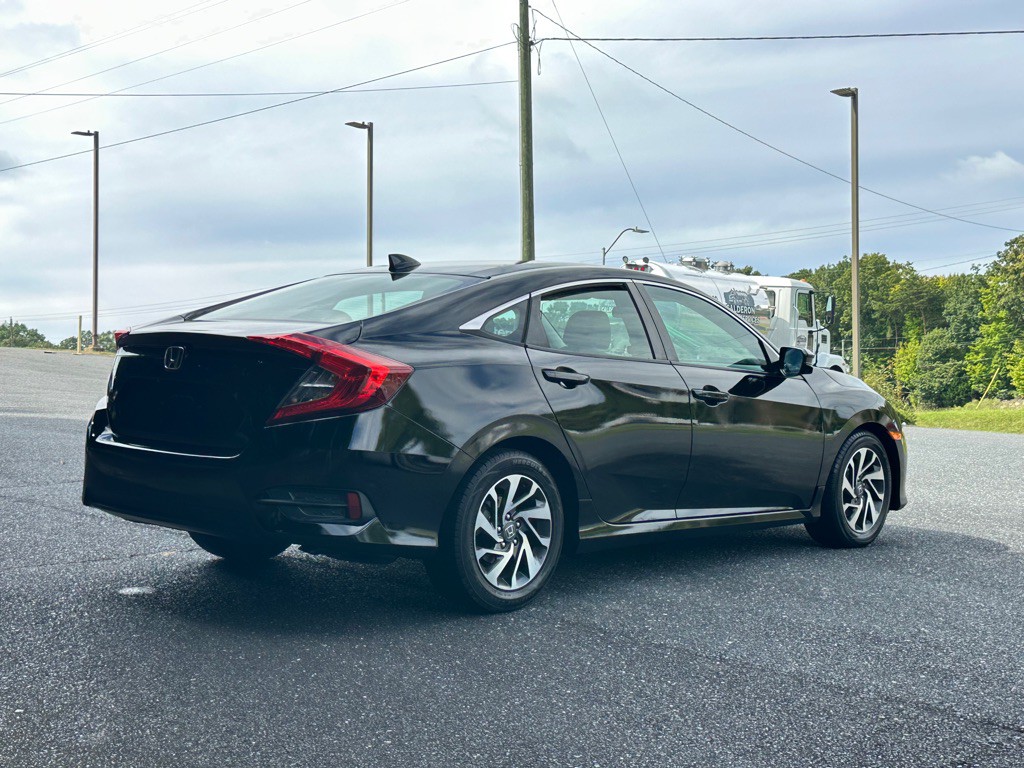 2018 Honda Civic Image 5