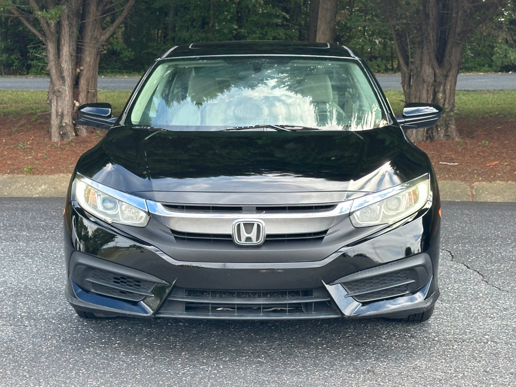 2018 Honda Civic Image 8