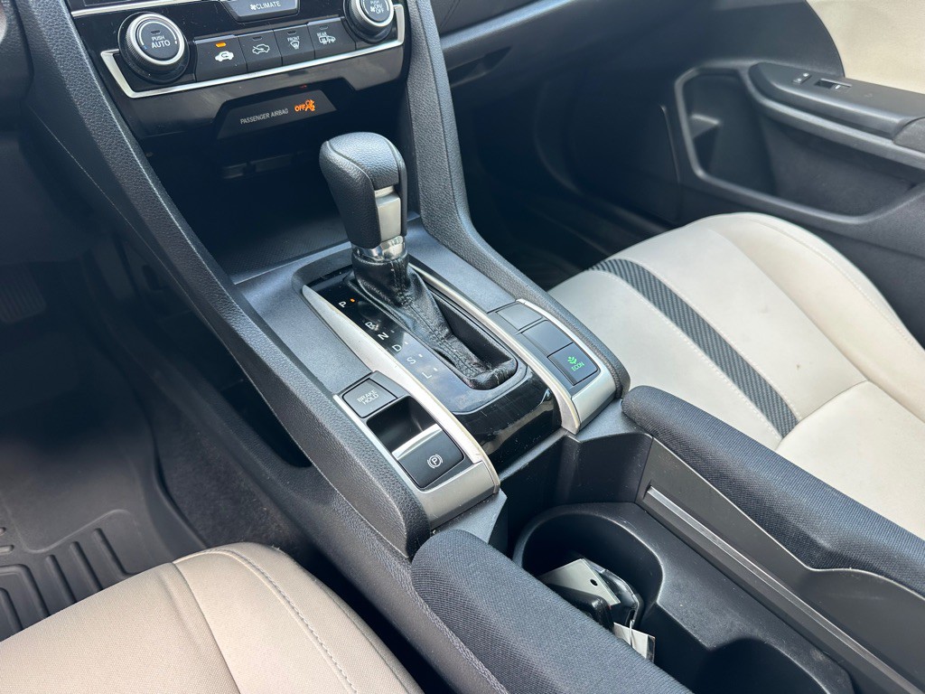 2018 Honda Civic Image 27