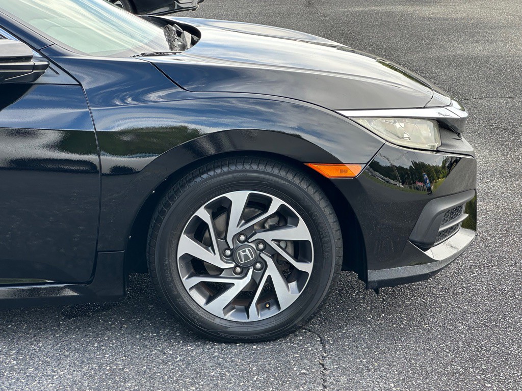 2018 Honda Civic Image 37