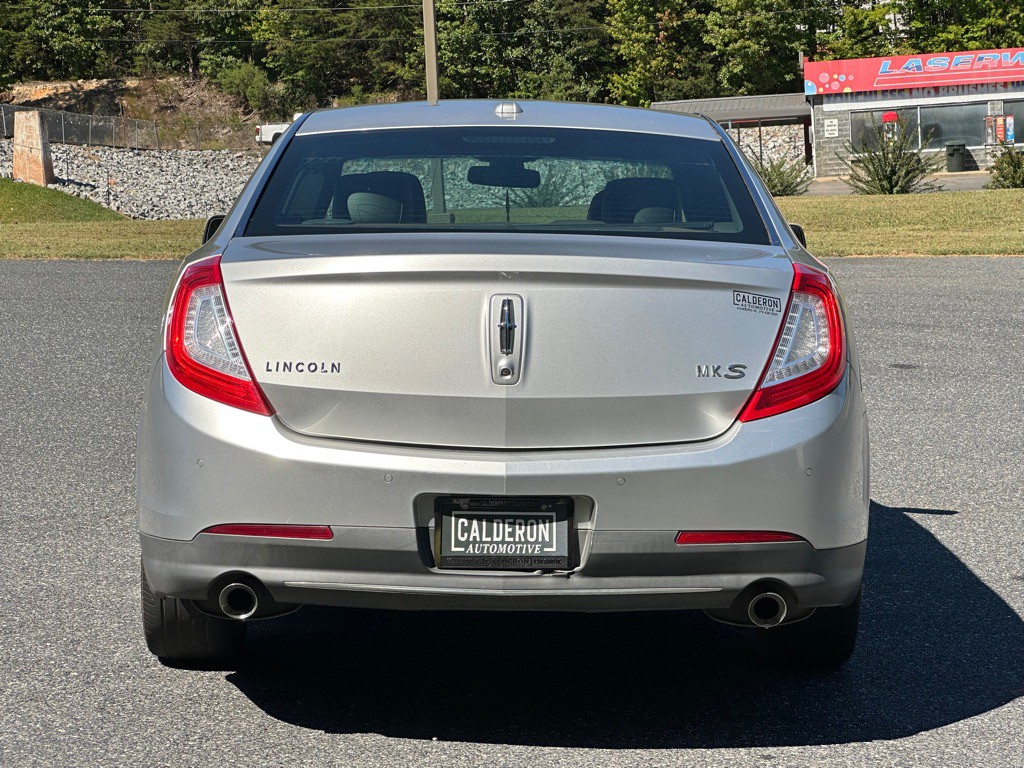 2014 Lincoln MKS Image 4