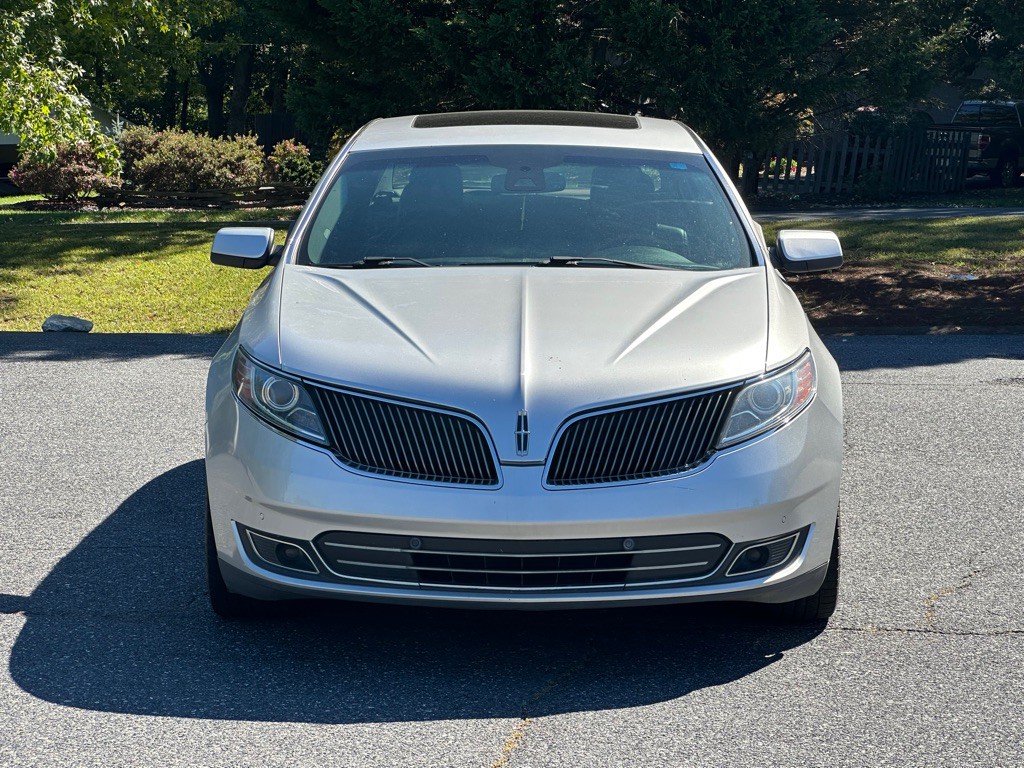 2014 Lincoln MKS Image 8