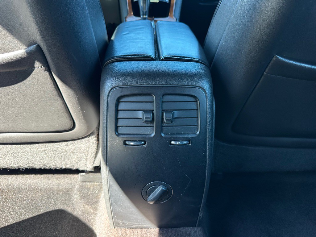 2014 Lincoln MKS Image 21