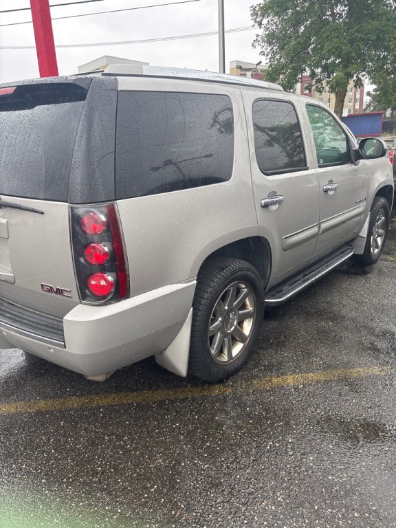 2007 GMC Yukon Image 4