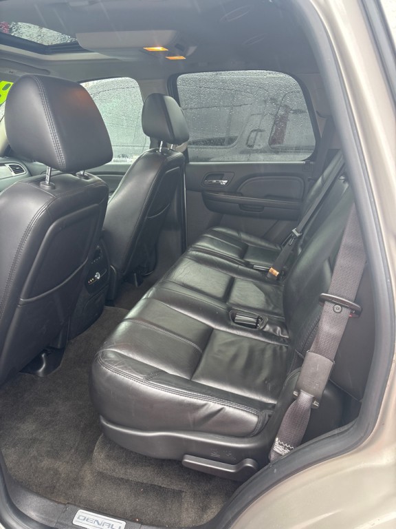 2007 GMC Yukon Image 7