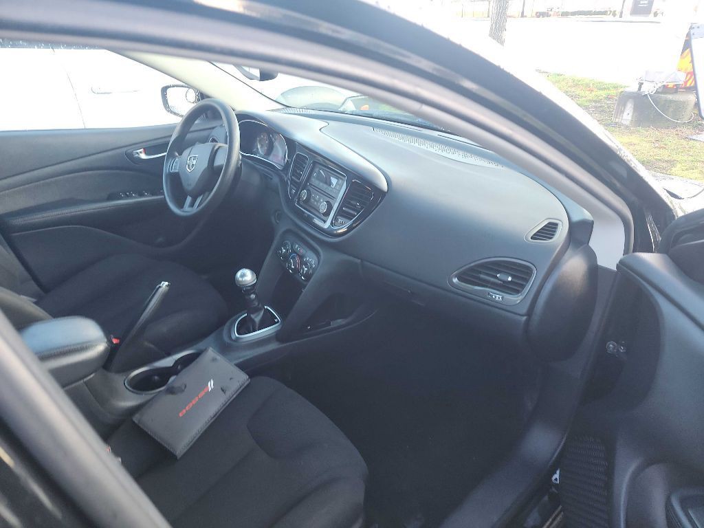 2013 Dodge Dart Image 27