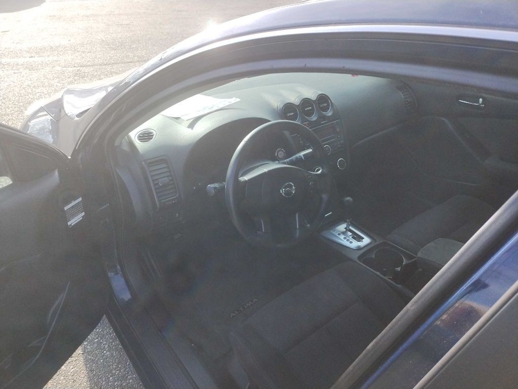 2012 Nissan Altima Image 8