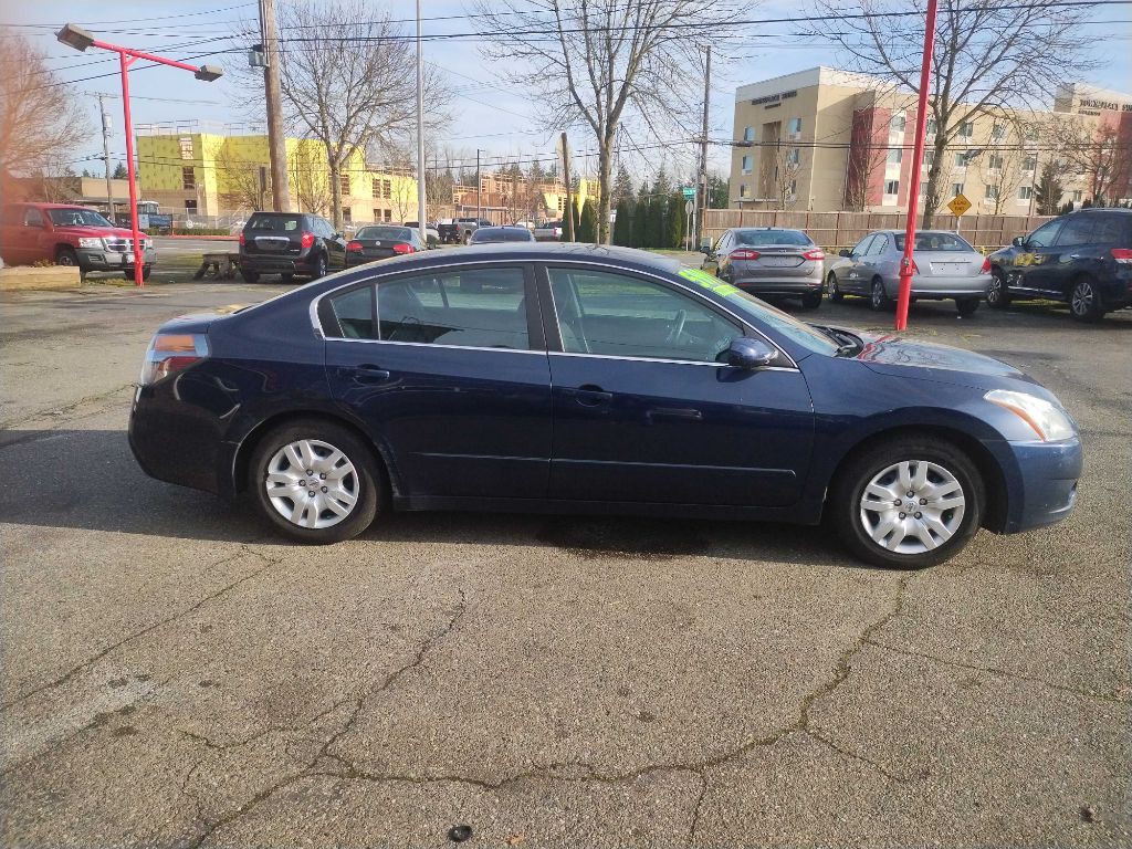 2012 Nissan Altima Image 21