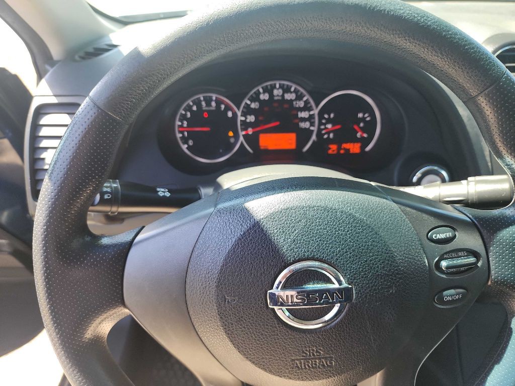 2011 Nissan Altima Image 9