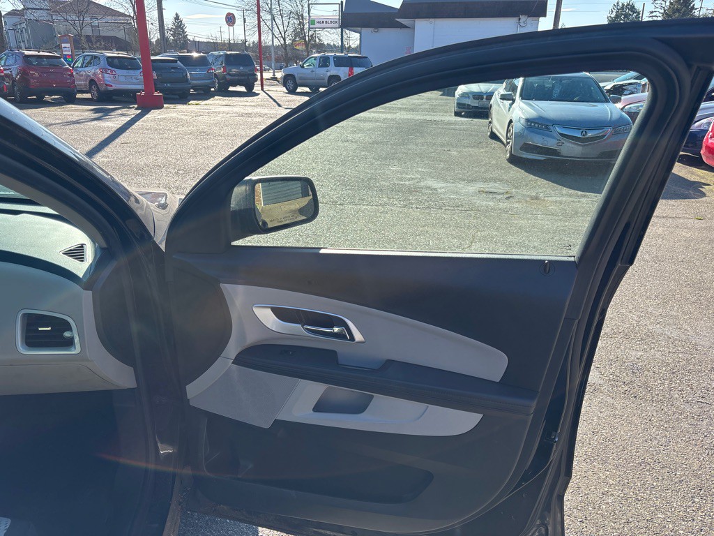 2011 Chevrolet Equinox Image 10