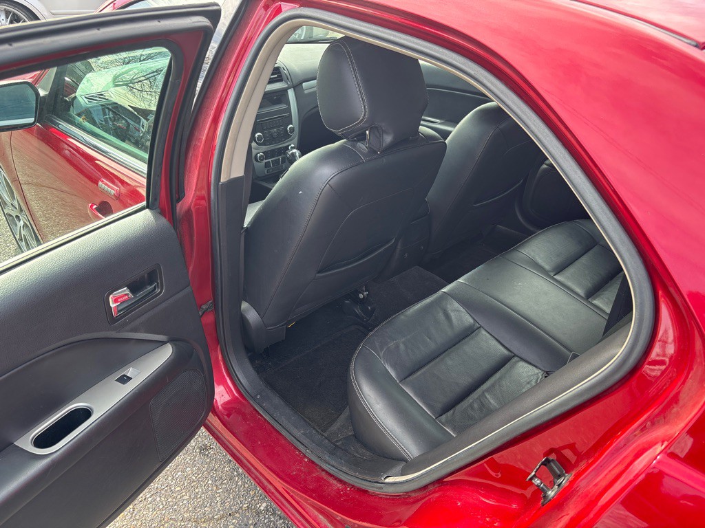 2013 Ford Fusion Image 12