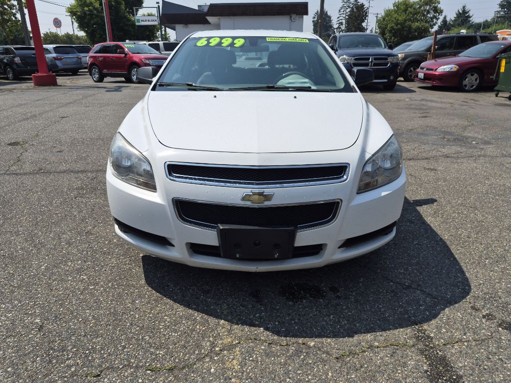 2012 Chevrolet Malibu Image 8