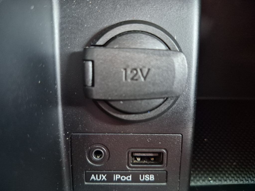 2013 Hyundai Elantra Image 16