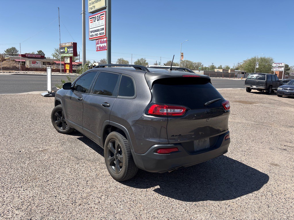 2018 Jeep Cherokee Image 5