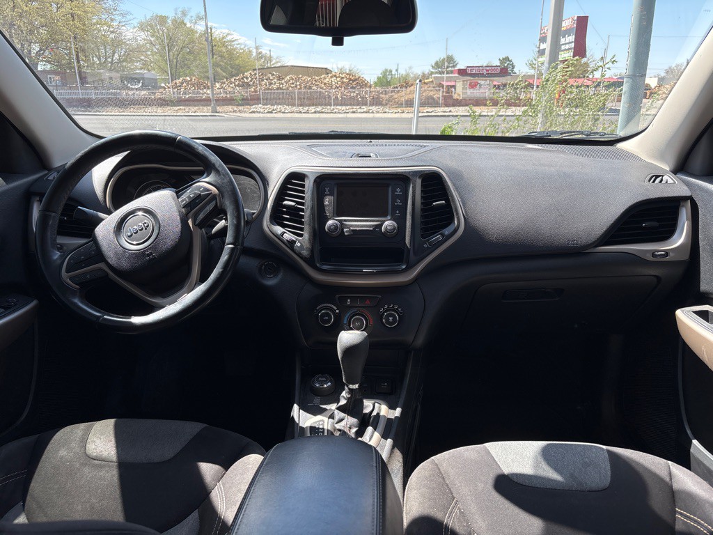 2018 Jeep Cherokee Image 14