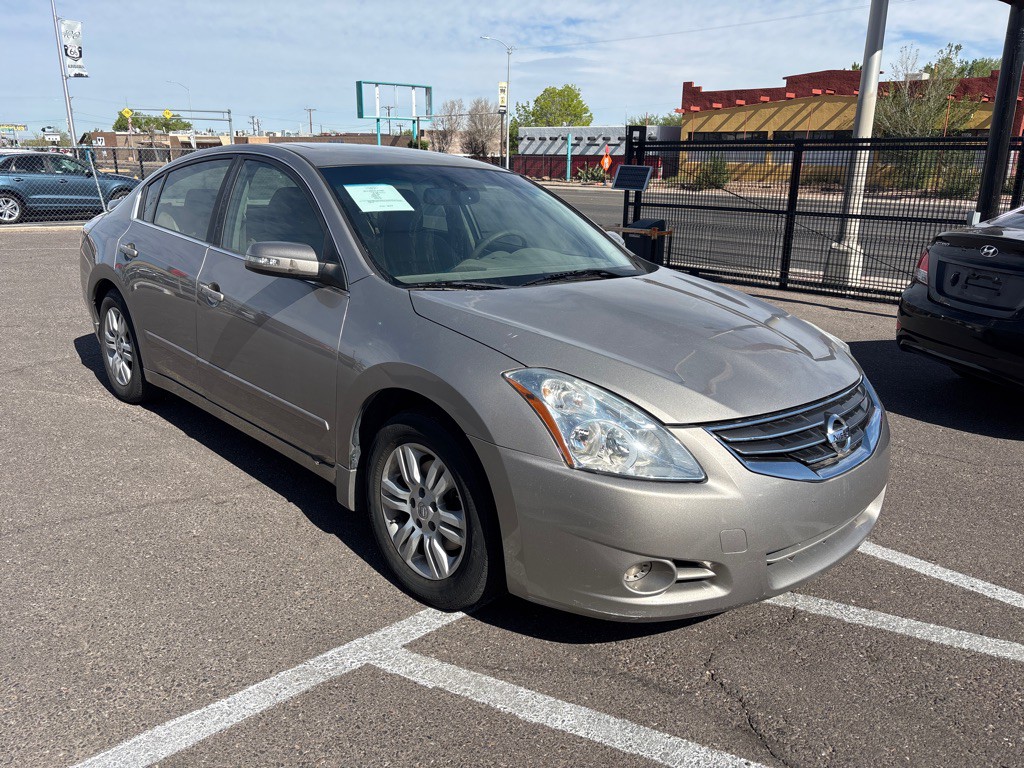 2012 Nissan Altima Image 1