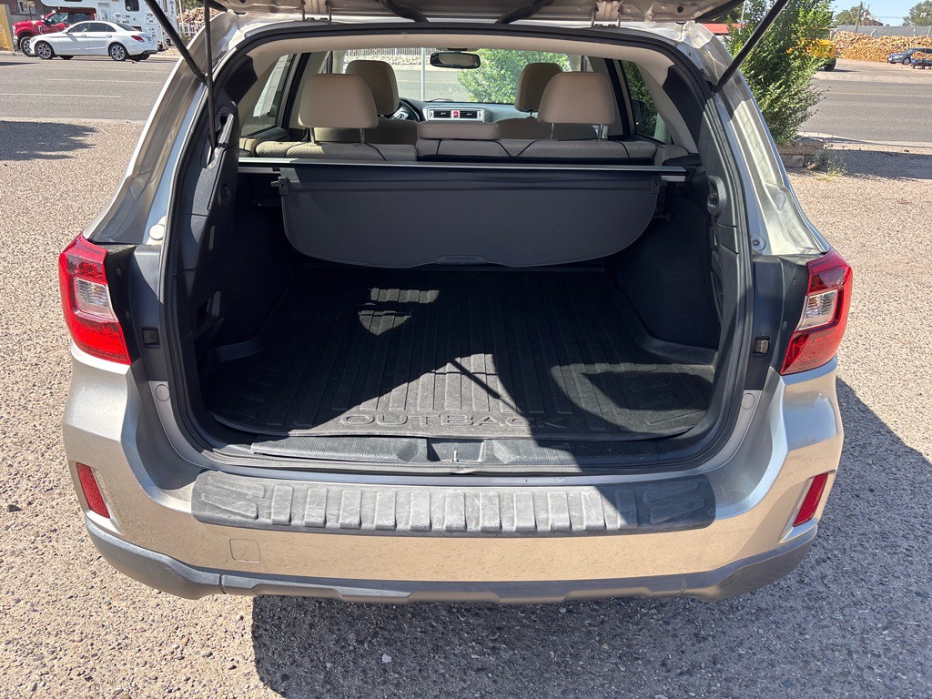 2015 Subaru Outback Image 11