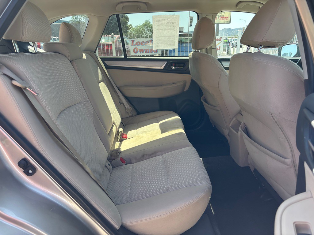 2015 Subaru Outback Image 12