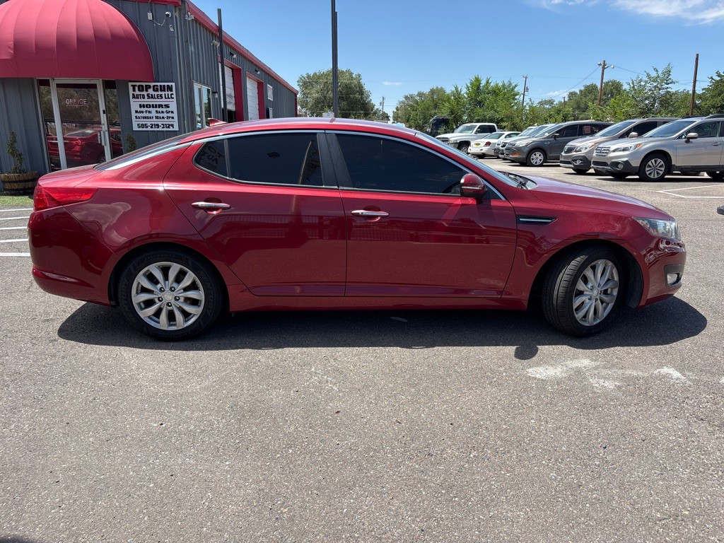 2012 Kia Optima Image 8