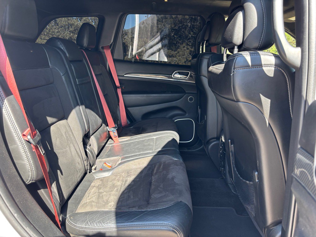 2018 Jeep Grand Cherokee Image 12