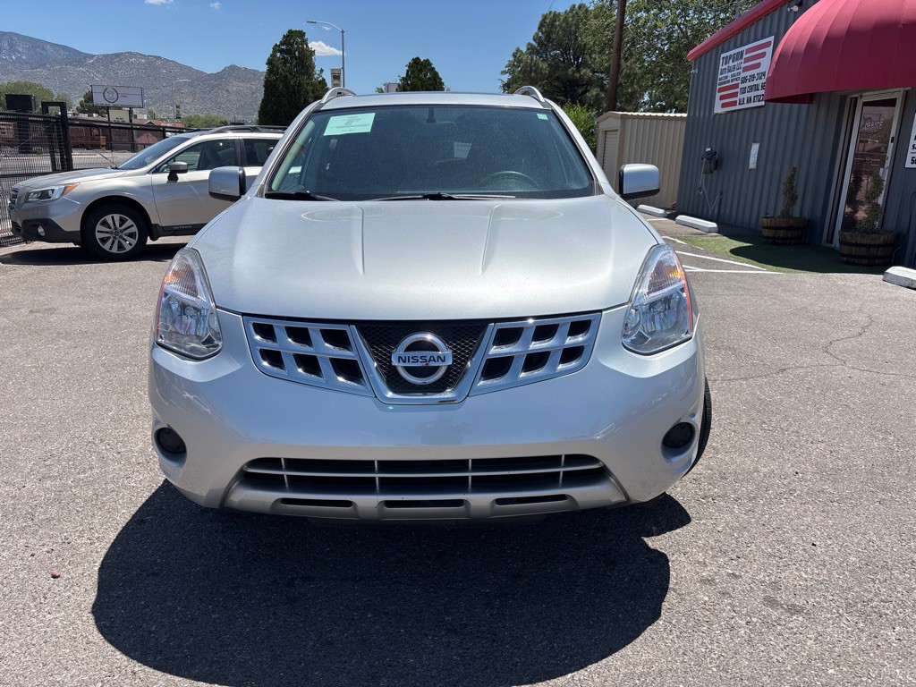 2011 Nissan Rogue Image 2