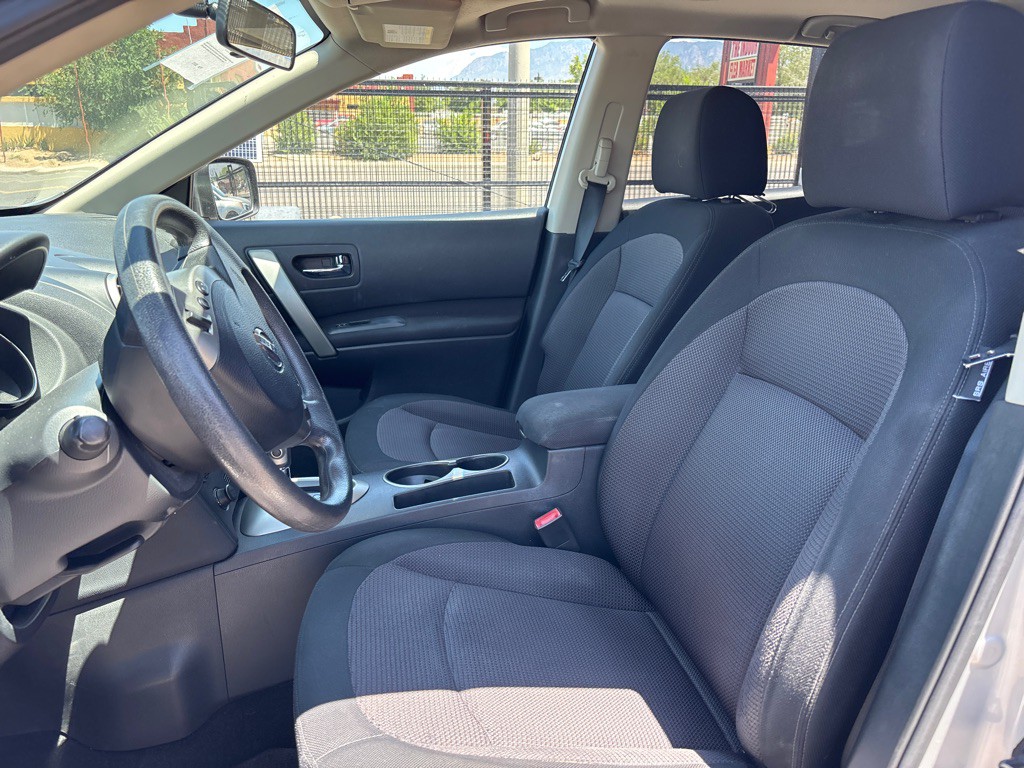 2011 Nissan Rogue Image 9