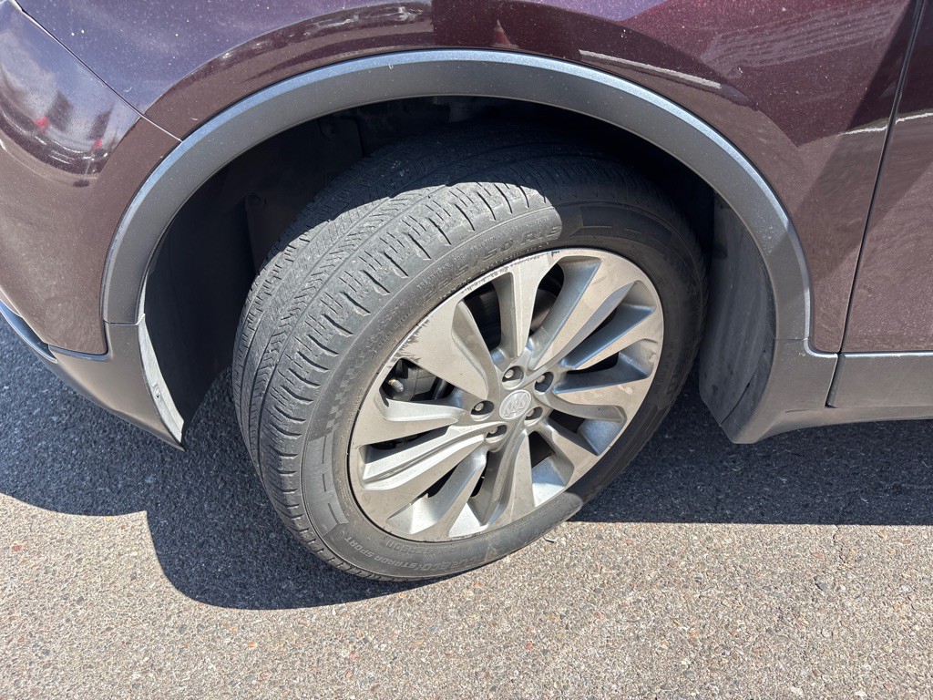 2017 Buick Enclave Image 17