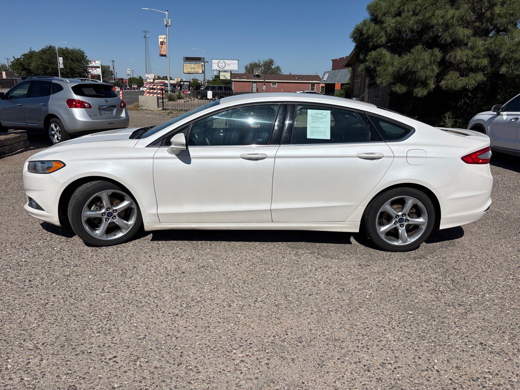 2016 Ford Fusion Image 4