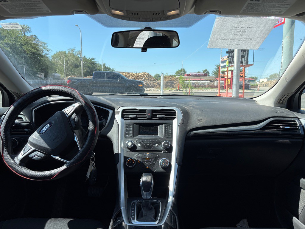 2016 Ford Fusion Image 14