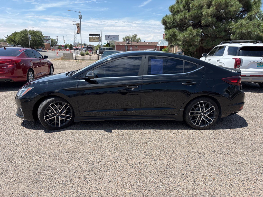 2019 Hyundai Elantra Image 4