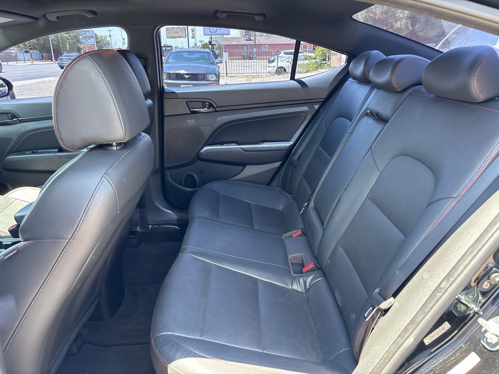 2019 Hyundai Elantra Image 10