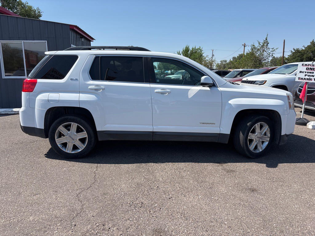 2010 GMC Terrain Image 8
