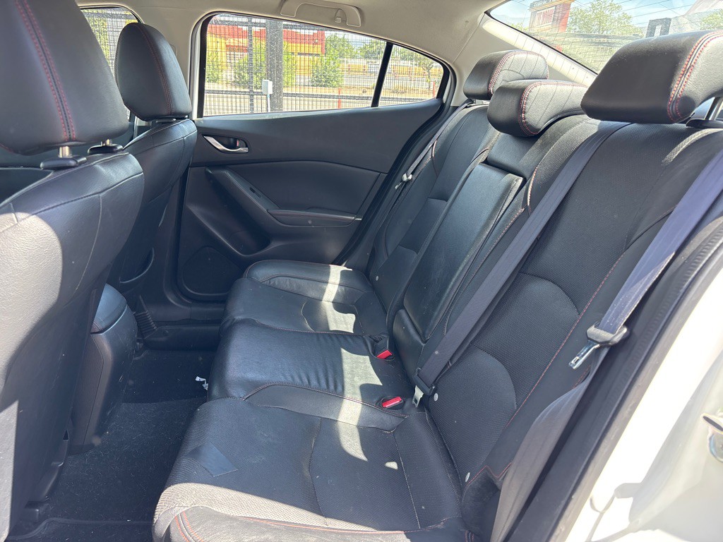 2016 Mazda Mazda3 Image 10