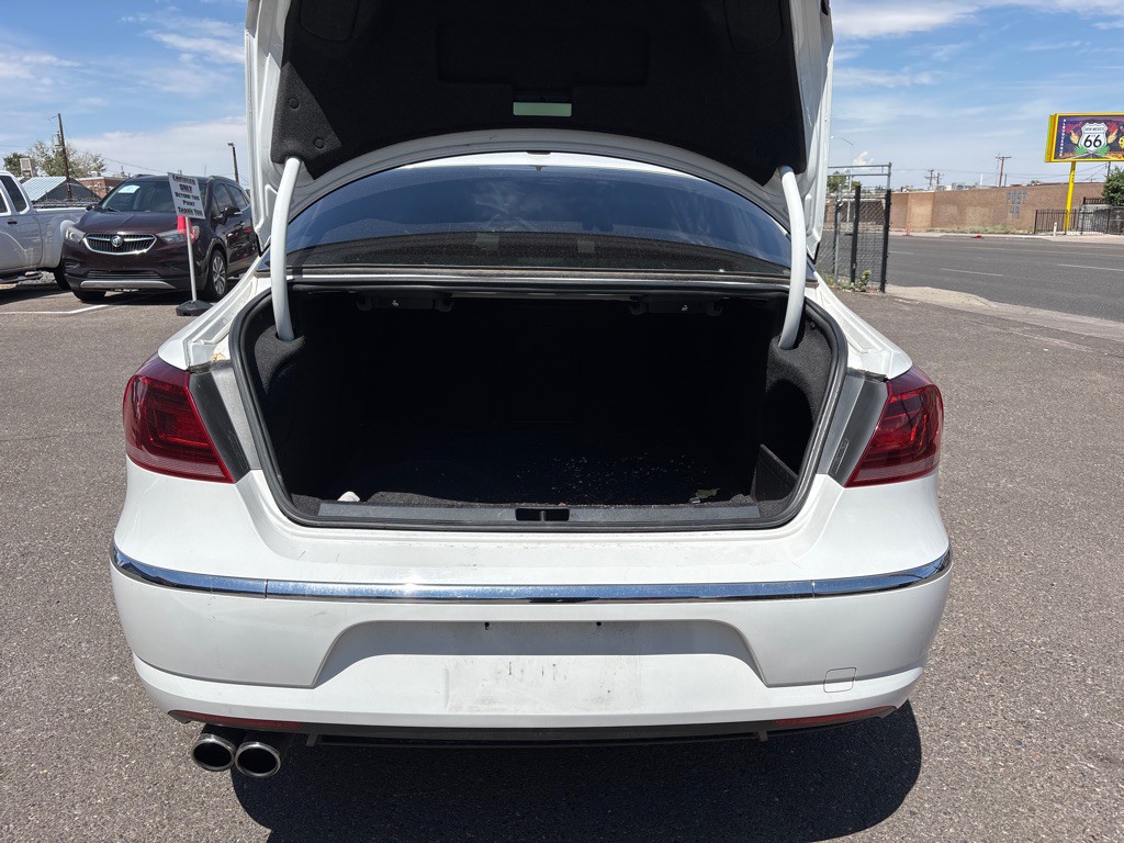 2013 Volkswagen CC Image 11