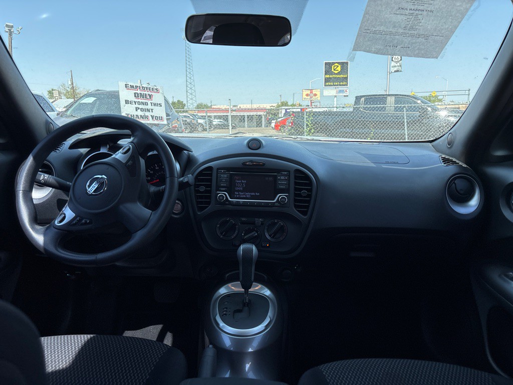 2017 Nissan Juke Image 14