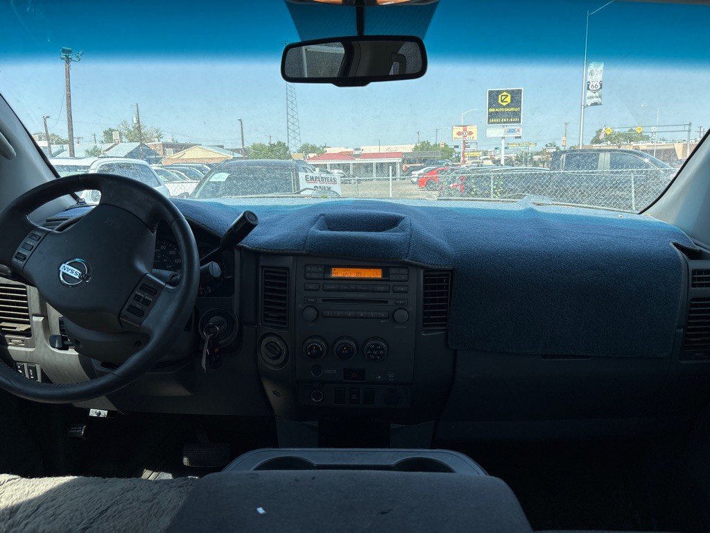 2006 Nissan Titan Image 13