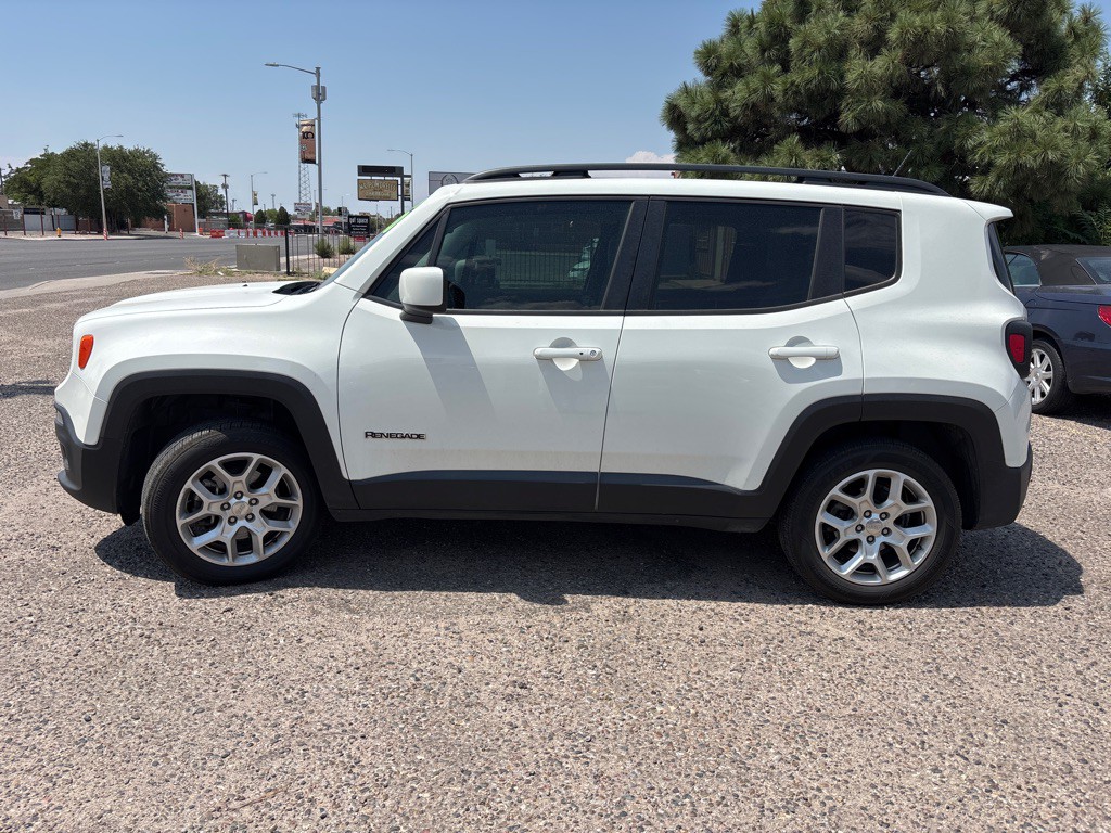 2016 Jeep Renegade Image 4