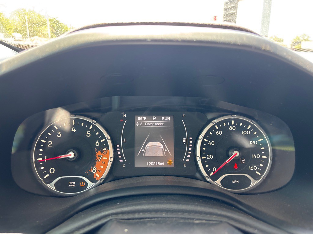 2016 Jeep Renegade Image 16